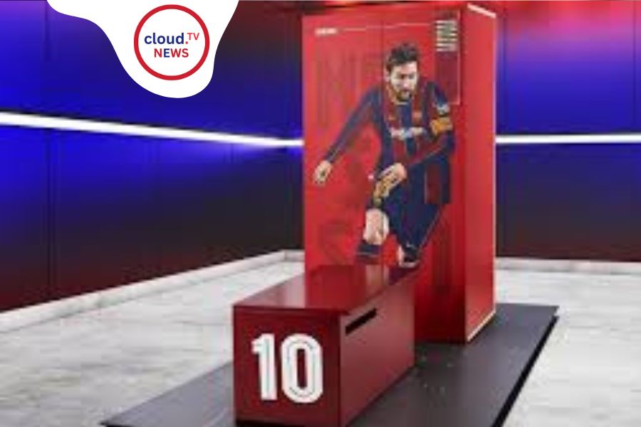 messis locker room -benches-from-barcelona for-auction-at-goldin
