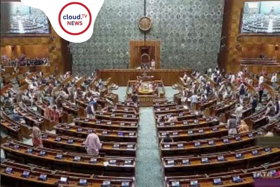 সংসদের বিশেষ অধিবেশন শুরু, নারী সংরক্ষণ ও ডিলিমিটেশন নিয়ে তুমুল বিতর্ক