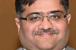 তৃণমূল নেত্রীর মনোনয়ন প্রস্তাবকের বাড়িতে IT হানা, ভোটের আগে চাঞ্চল্য