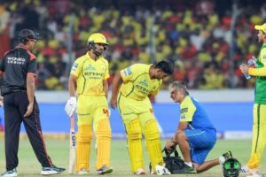 চোট নিয়েও খেলাল CSK! ক্ষুব্ধ অশ্বিন, আয়ুস মাথরের ঘটনায় প্রশ্নের মুখে টিম ম্যানেজমেন্ট