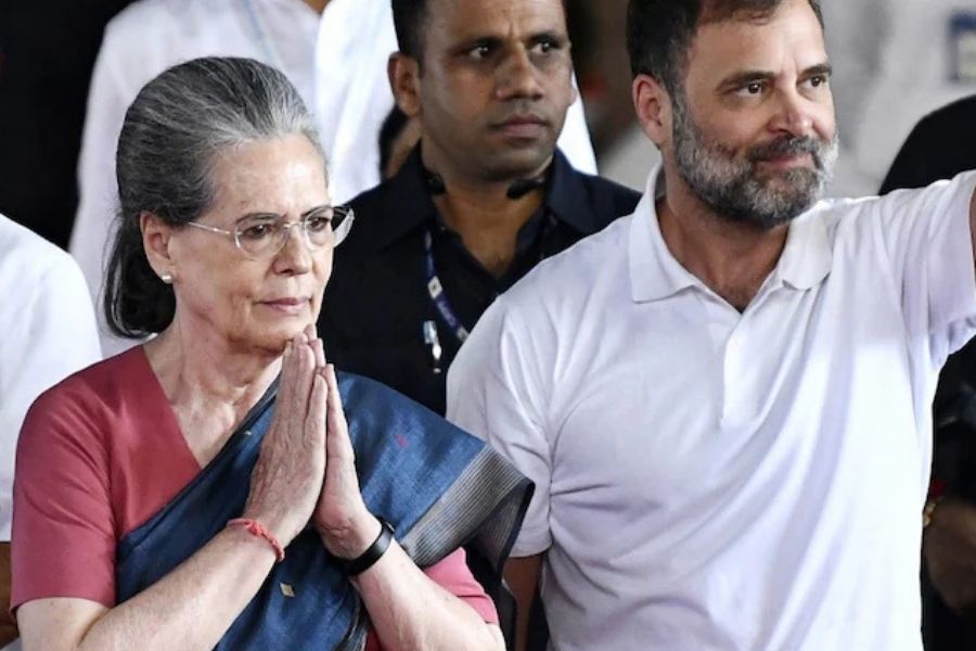 ন্যাশনাল হেরাল্ড মামলায় আজ বড় শুনানি! আদালতে সোনিয়া গান্ধী, রাহুল গান্ধী