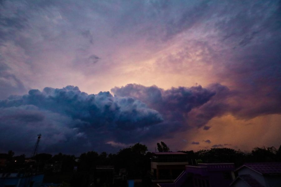 দ্বিতীয় দফা ভোটের আগে স্বস্তির ইঙ্গিত, ঝড়-বৃষ্টির পূর্বাভাস আবহাওয়া দপ্তরের