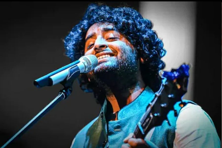 মানুষ অপছন্দ করত তাঁর গলা! নিজেকে ‘টর্চার’ করে আজকের অরিজিৎ সিং—চাঞ্চল্যকর স্বীকারোক্তি ভাইরাল