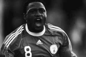 মাঠেই শেষ নিঃশ্বাস! প্রীতি ম্যাচ চলাকালীন লুটিয়ে পড়ে মৃত্যু নাইজেরিয়ার প্রাক্তন স্ট্রাইকার এনেরামোর