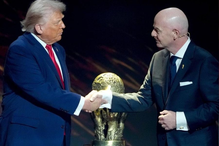 ট্রাম্পকে শান্তিতে নোবেল পুরস্কার দেওয়া ফিফার মানবাধিকার নীতিকে উপহাসের পাত্রে পরিণত করেছে: অস্ট্রেলিয়ান মিডফিল্ডার আরভিন